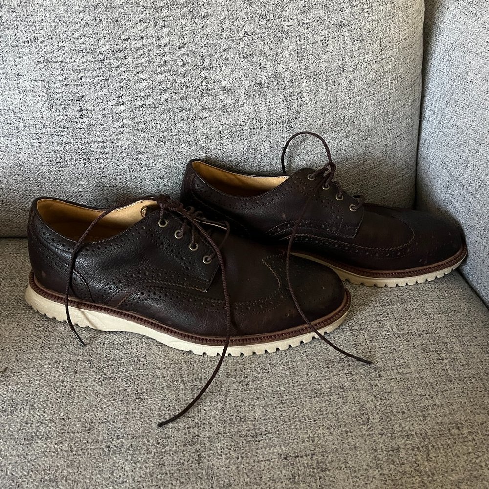 FootJoy Wing Tip Men’s Club Casual Brown Golf Club Shoes
